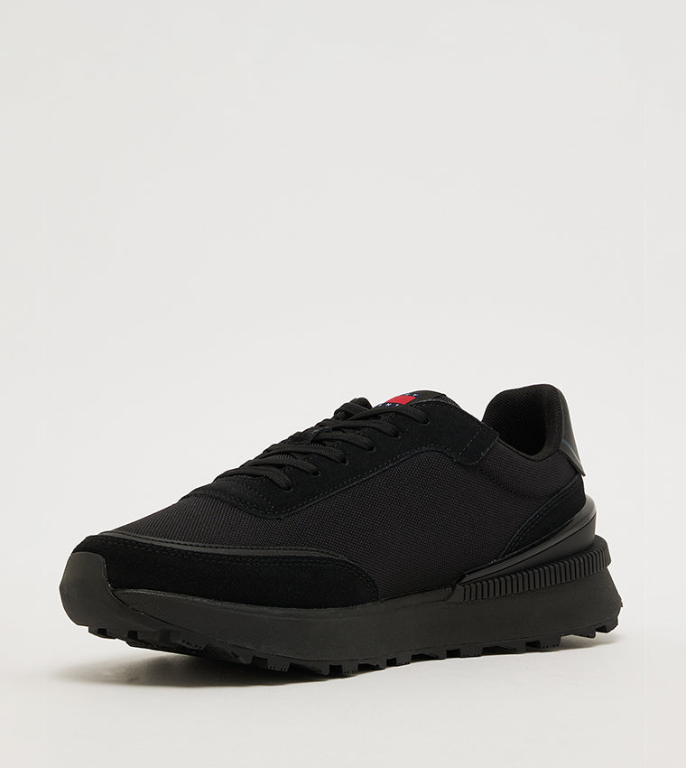 Tommy Jeans Black Chunky Sneakers for Men – Stylish Casual Shoes with Platform Sole