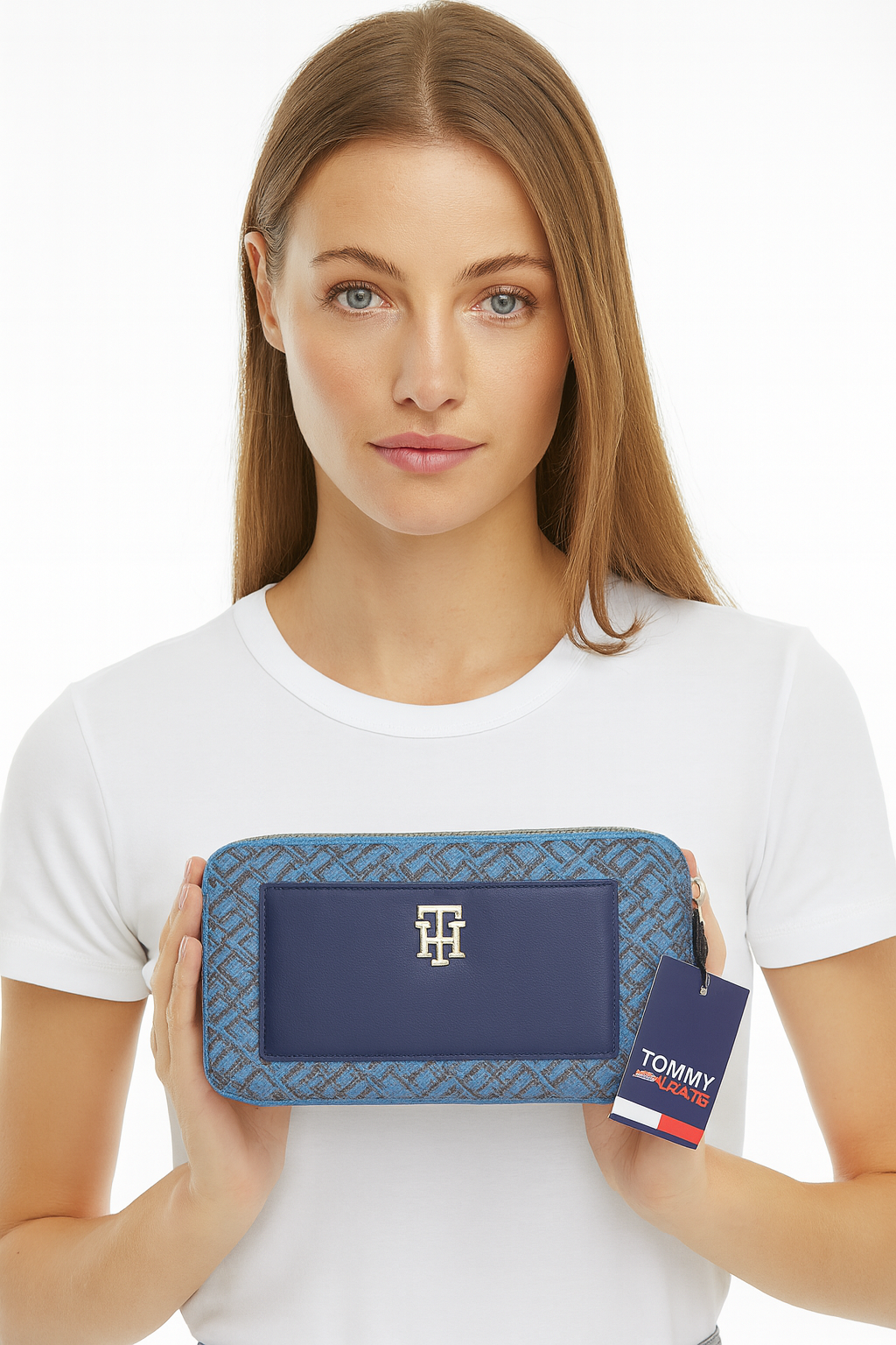 Tommy Jeans Women’s Monogram Zip-Around Wallet – Navy/Blue