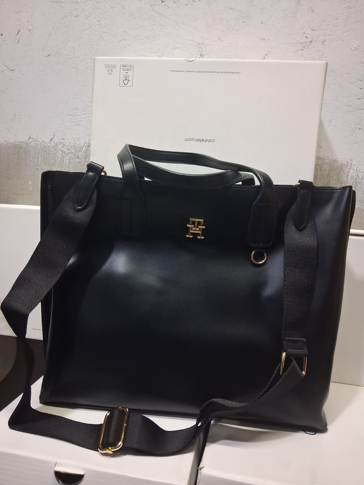 TOMMY HILFIGER Monogram Satchel Women bag