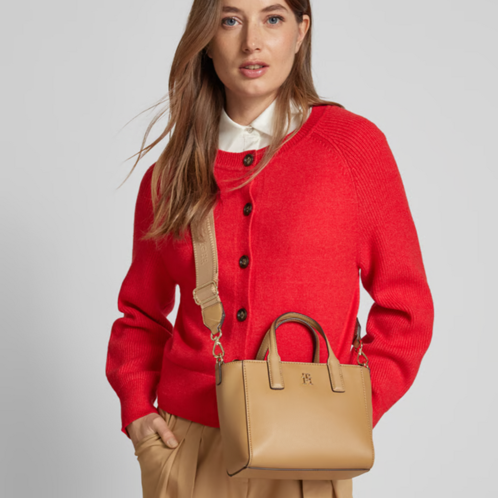 Tommy Hilfiger Soft Logo Strap Tote Women Bag