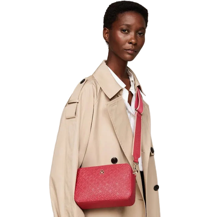 Tommy Hilfiger Women Camera Crossbody Bag Teaberry Pink