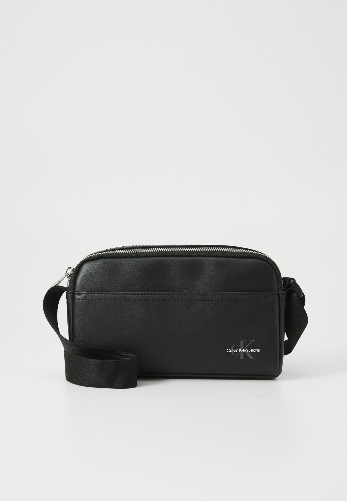 Calvin klein camera bag