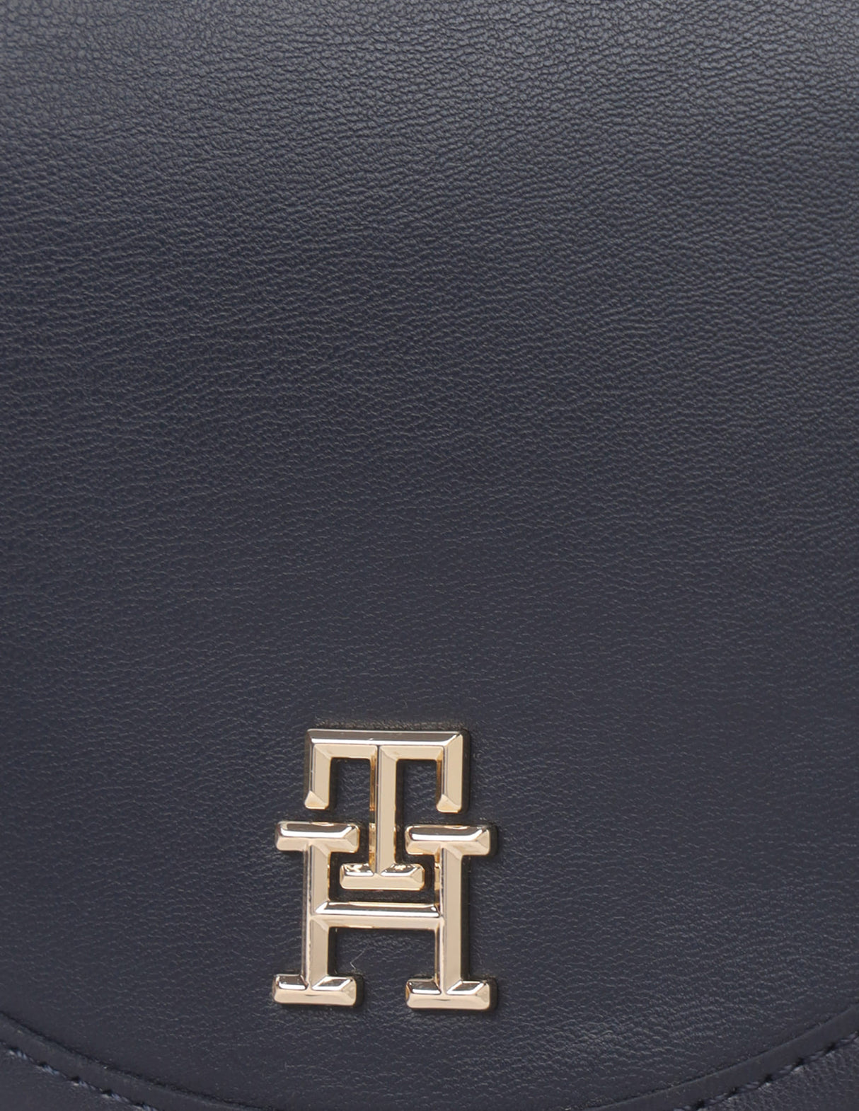 Tommy hilfiger saddle Bag