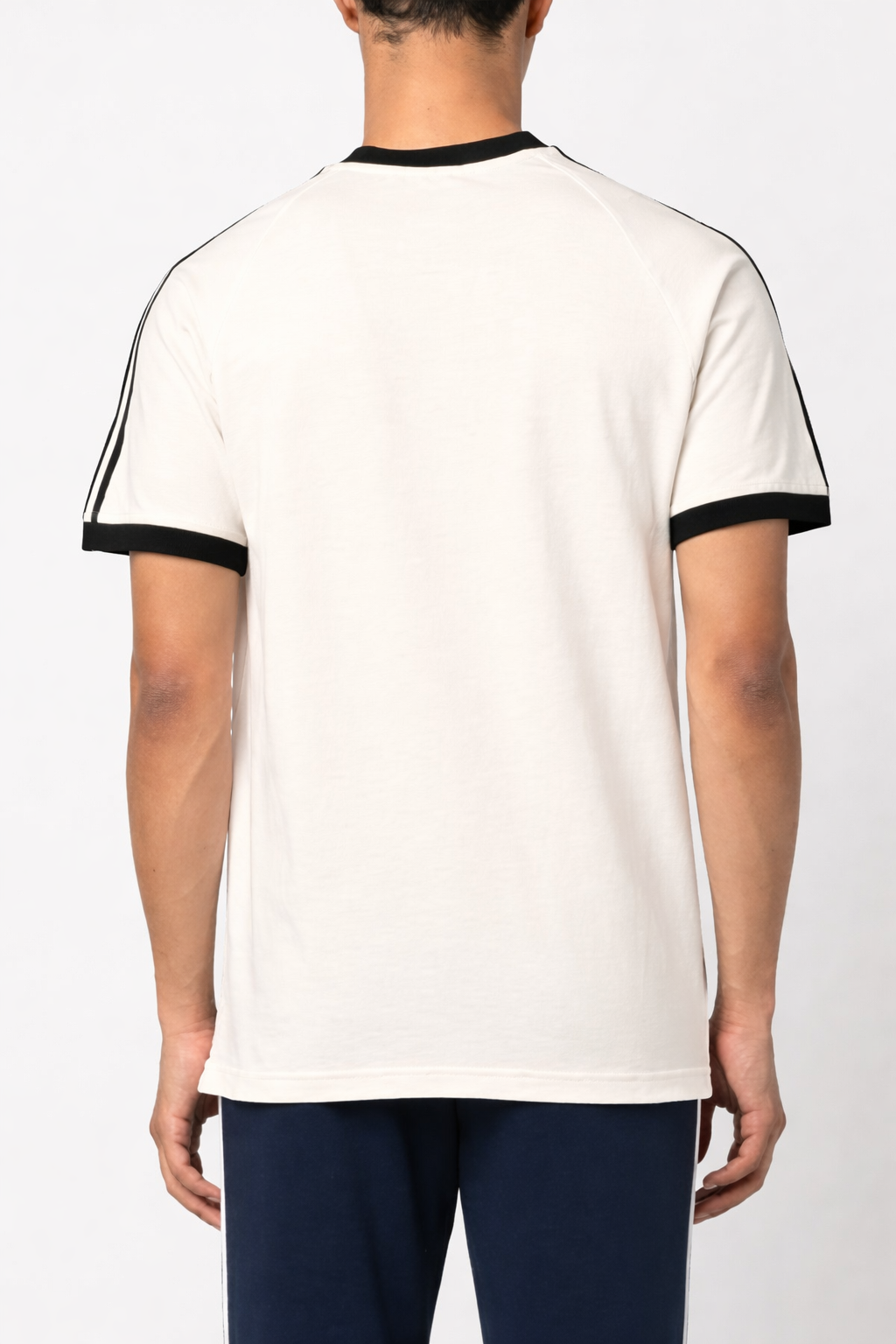 Adidas round t-shirt three stripes