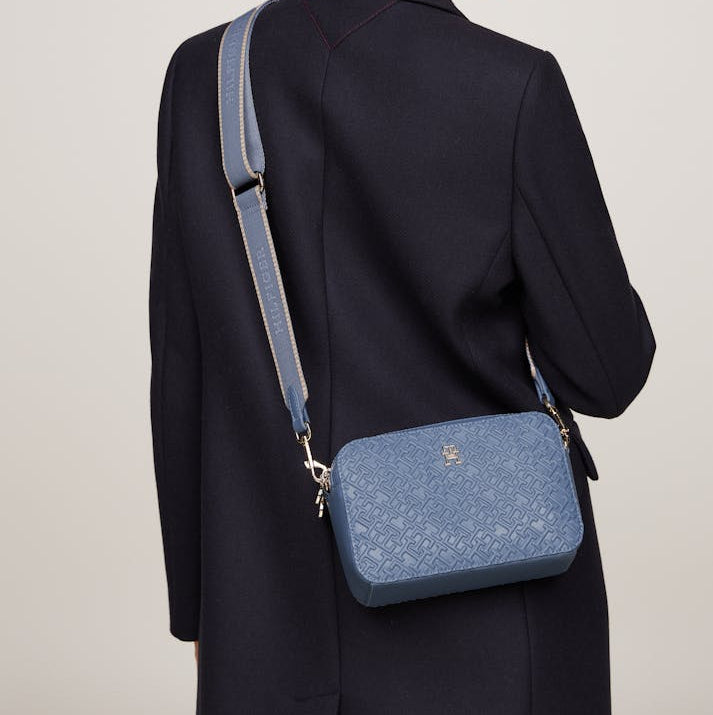 Tommy Hilfiger Women Camera Crossbody Bag Baby Blue
