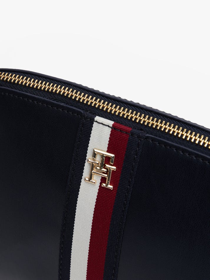 Tommy Hilfiger Monogram Crossover women's Bag