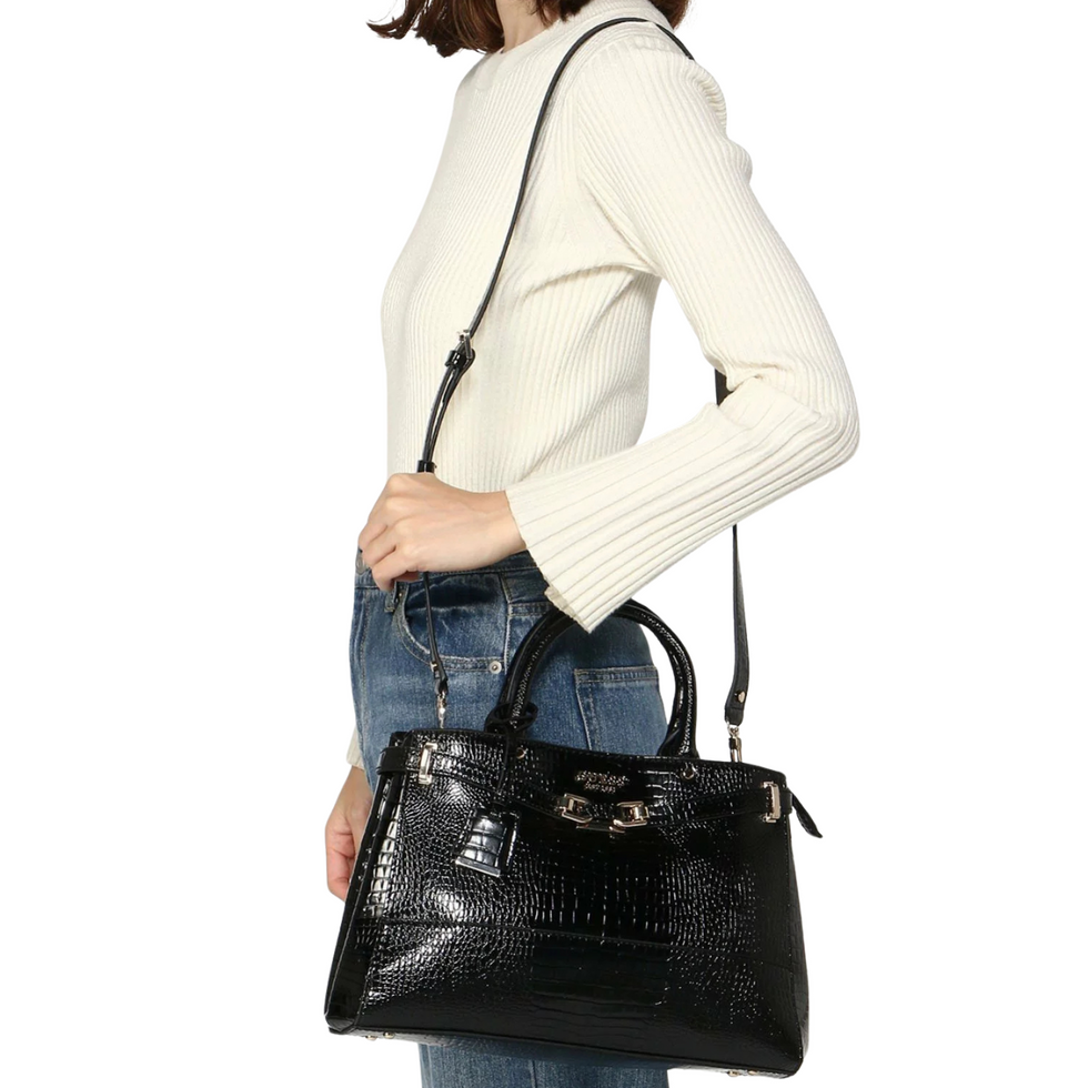 GUESS Women’s Stylish Handbag – Elegant & Timeless Design