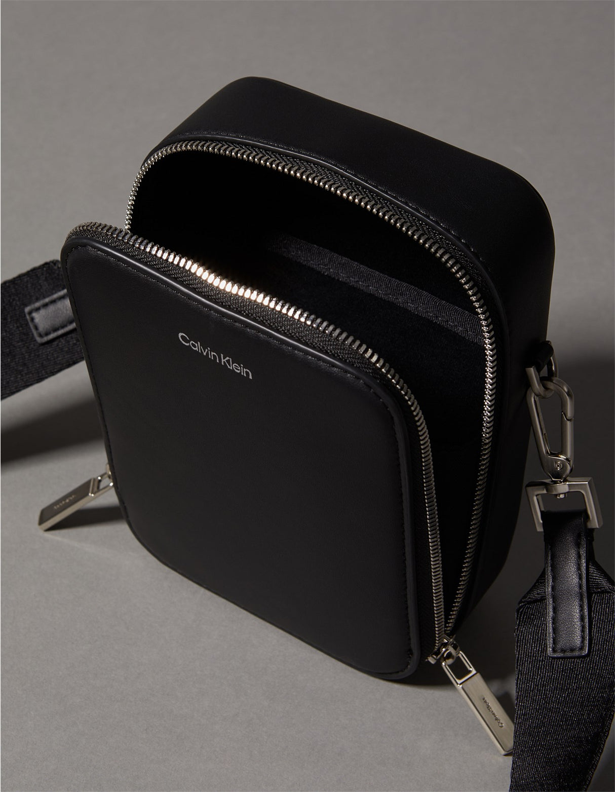 Calvin klein Reporter bag