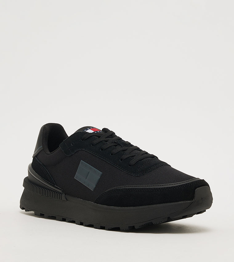 Tommy Jeans Black Chunky Sneakers for Men – Stylish Casual Shoes with Platform Sole