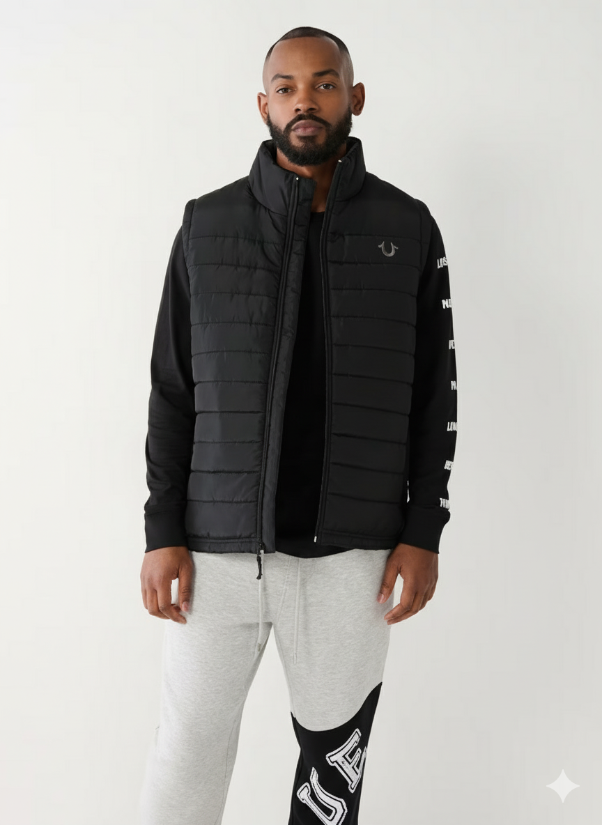 QUILTED VEST WITH HORSESHOE
