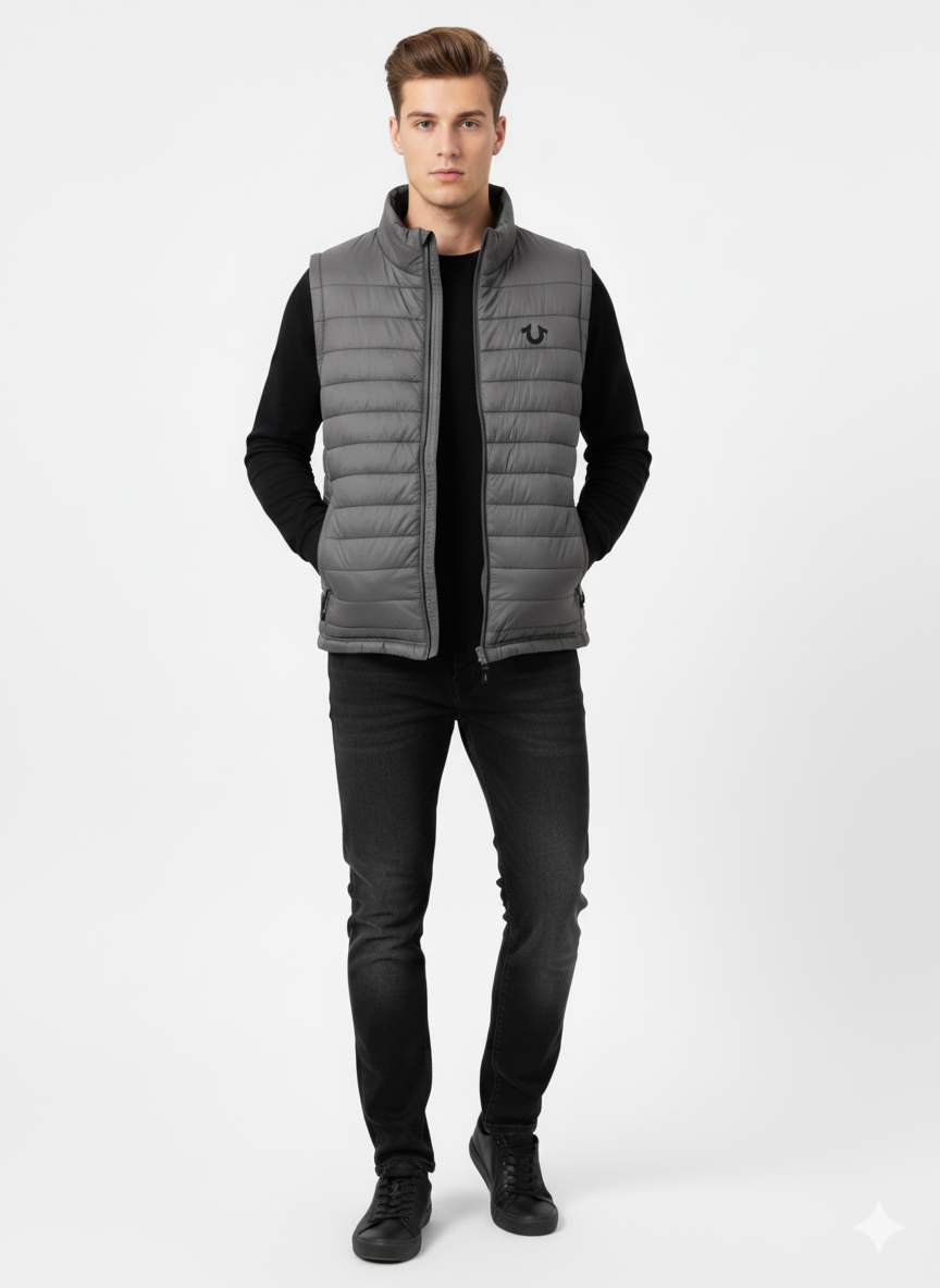 QUILTED VEST WITH HORSESHOE
