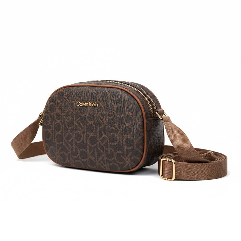 CALVIN KLEIN ULTRALIGHT SADDLE HANDBAG
