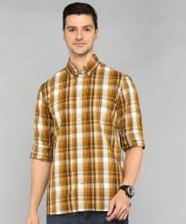 TOMMY HILFIGER  Men NA Fit Checkered Casual Shirt