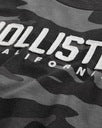 Hollister Men’s Classic Logo T-Shirt  Soft Cotton Relaxed Fit Tee