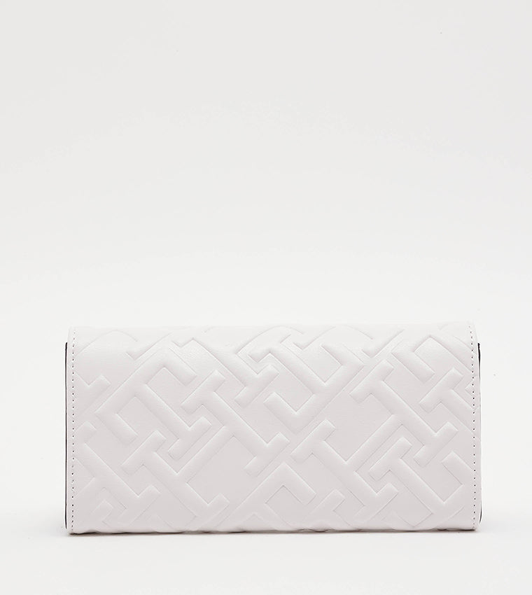Tommy Hilfiger Women’s Embossed Logo Wallet – White