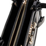 GUESS Women’s Stylish Handbag – Elegant & Timeless Design