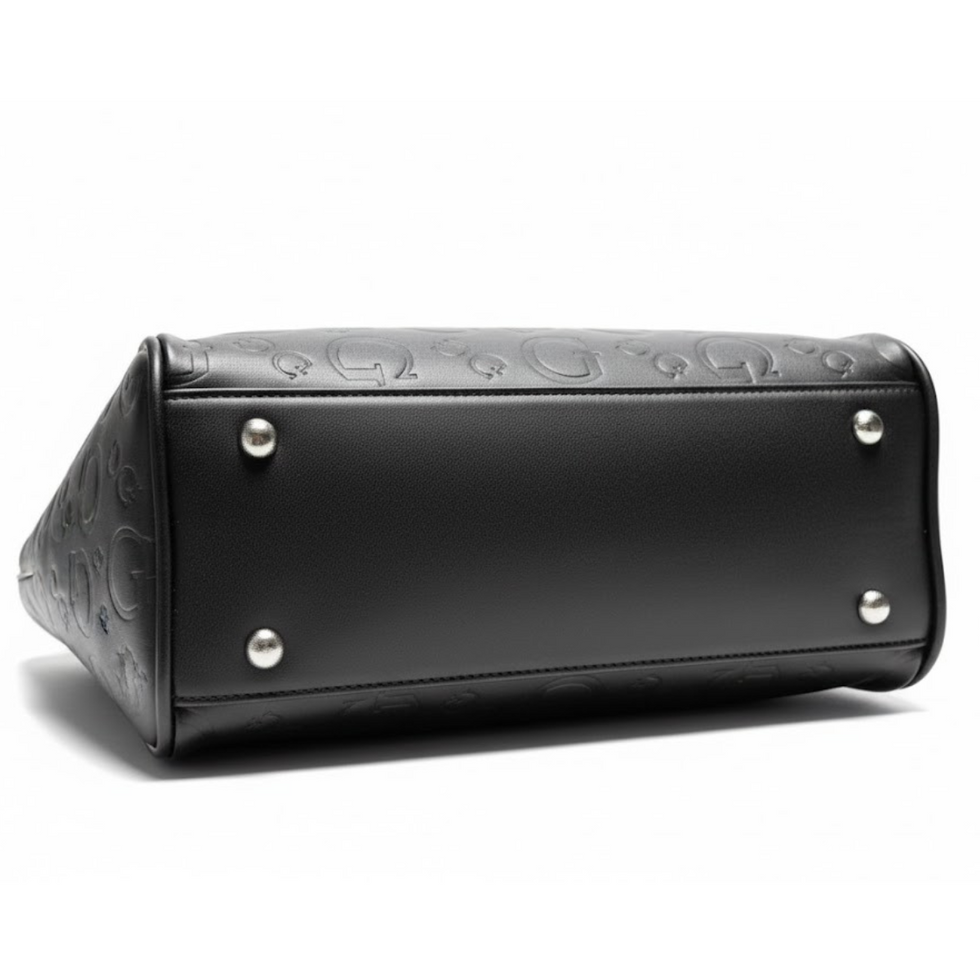 GUESS Women’s Stylish Handbag – Elegant & Timeless Design