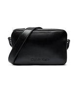 Calvin klein massenger bag