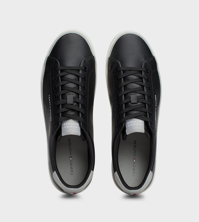 Tommy Hilfiger Men Shoes _ Black