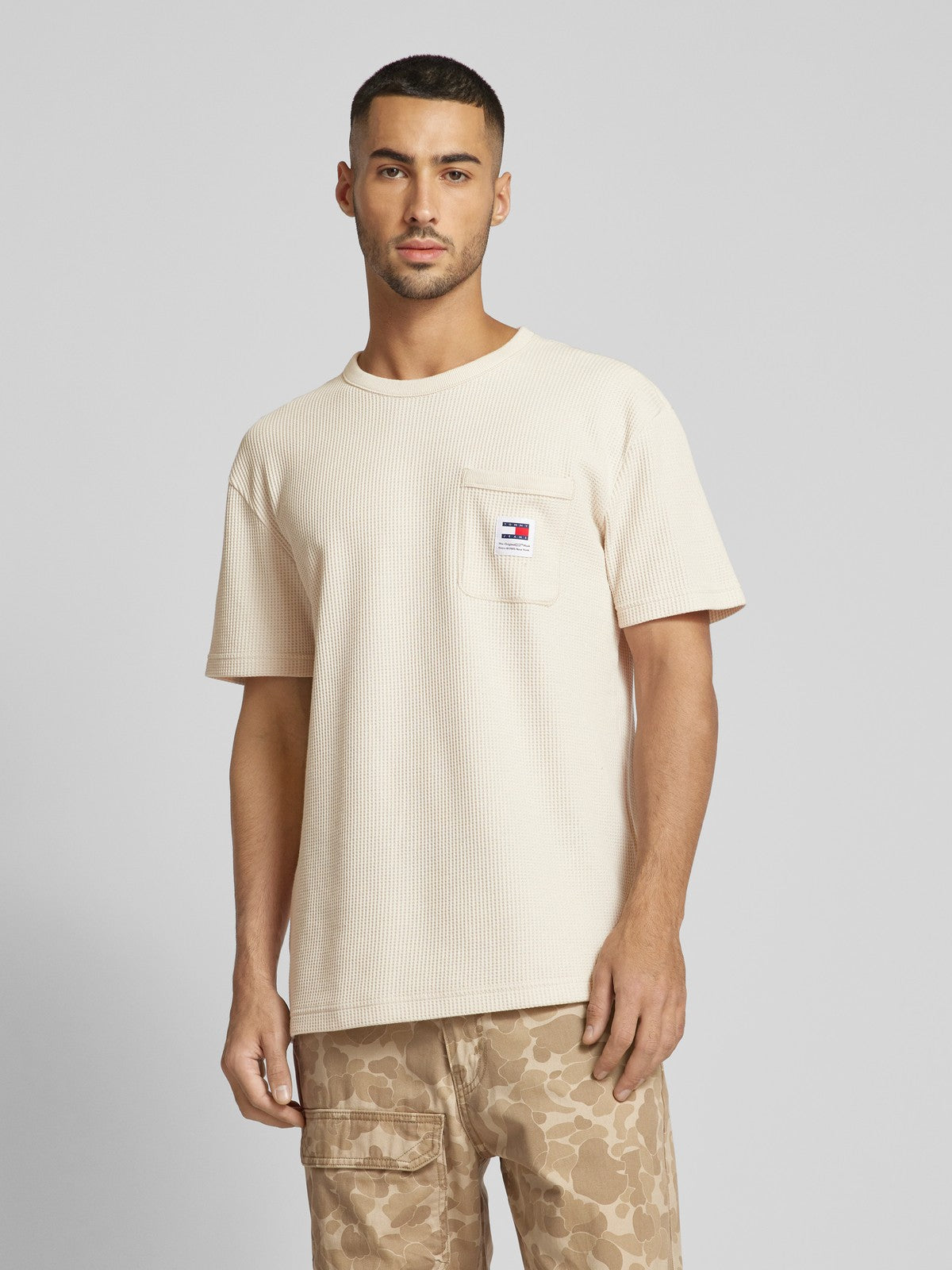 TOMMY JEANS chest pocket ROUND T_shirt