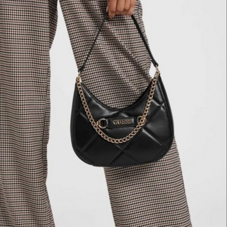 GUESS Women’s Stylish Handbag – Elegant & Timeless Design