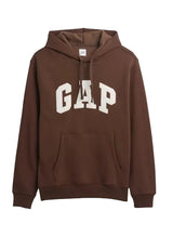 GAP Men’s Relaxed Logo Hoodie – Brown