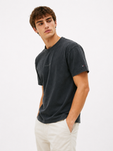 Tommy jeans round Garment Dyed Tonal Logo T shirt