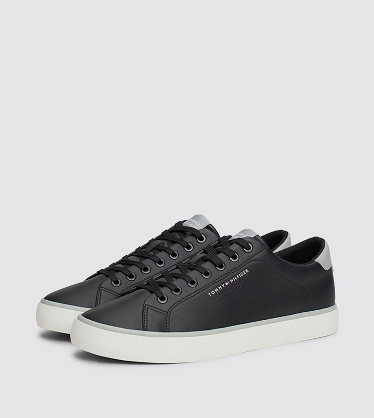 Tommy Hilfiger Men Shoes _ Black