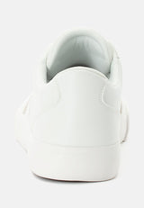 These white men's sneakers are the camel active "Low Casual" trainers_ White